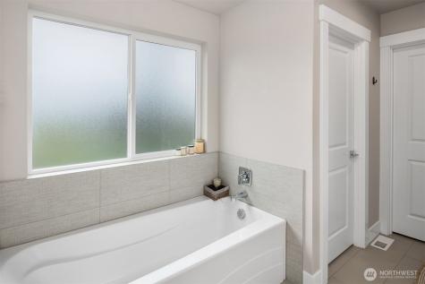 13920 14th Place W Lynnwood WA 98087