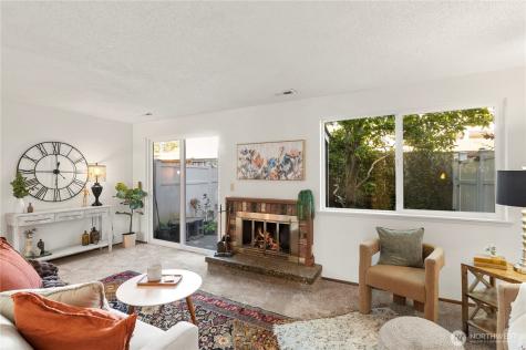 1421 W Casino Road Everett WA 98204