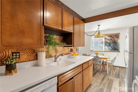 1421 W Casino Road Everett WA 98204