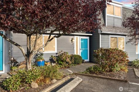 1421 W Casino Road Everett WA 98204