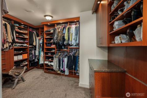 10650 NE 9th Place Bellevue WA 98004