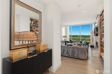 10650 NE 9th Place Bellevue WA 98004