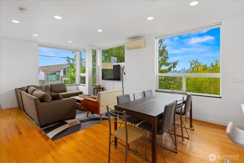 4221 Evanston Avenue N Seattle WA 98103