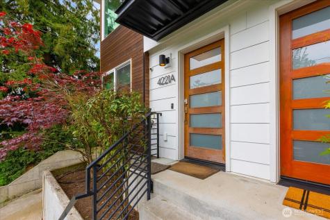 4221 Evanston Avenue N Seattle WA 98103