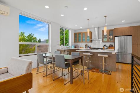 4221 Evanston Avenue N Seattle WA 98103