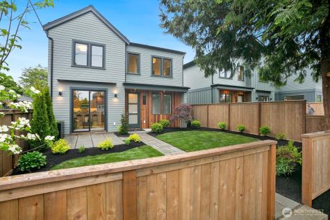 2817 W Bertona Street Seattle WA 98199