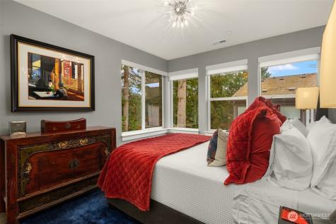 7829 NE 121st Lane Kirkland WA 98034