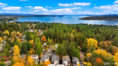 7829 NE 121st Lane Kirkland WA 98034