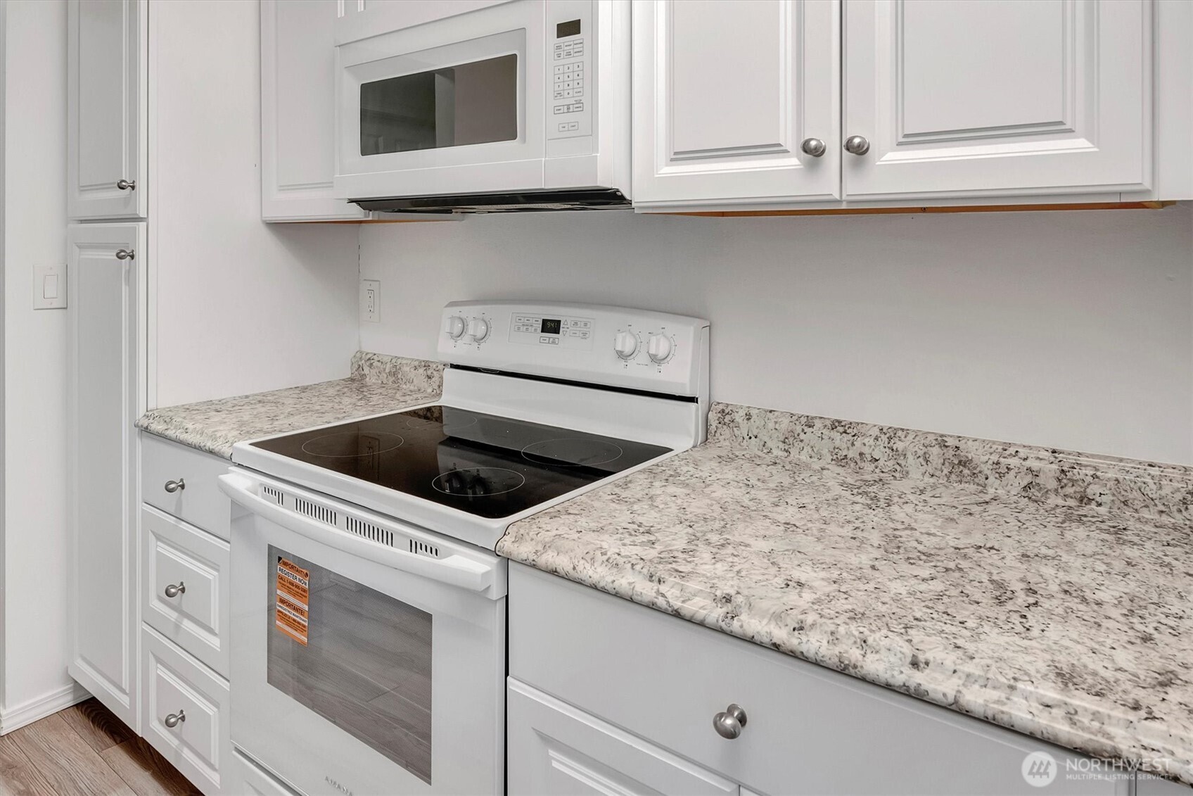 1604 149th Place SE Bellevue WA 98007