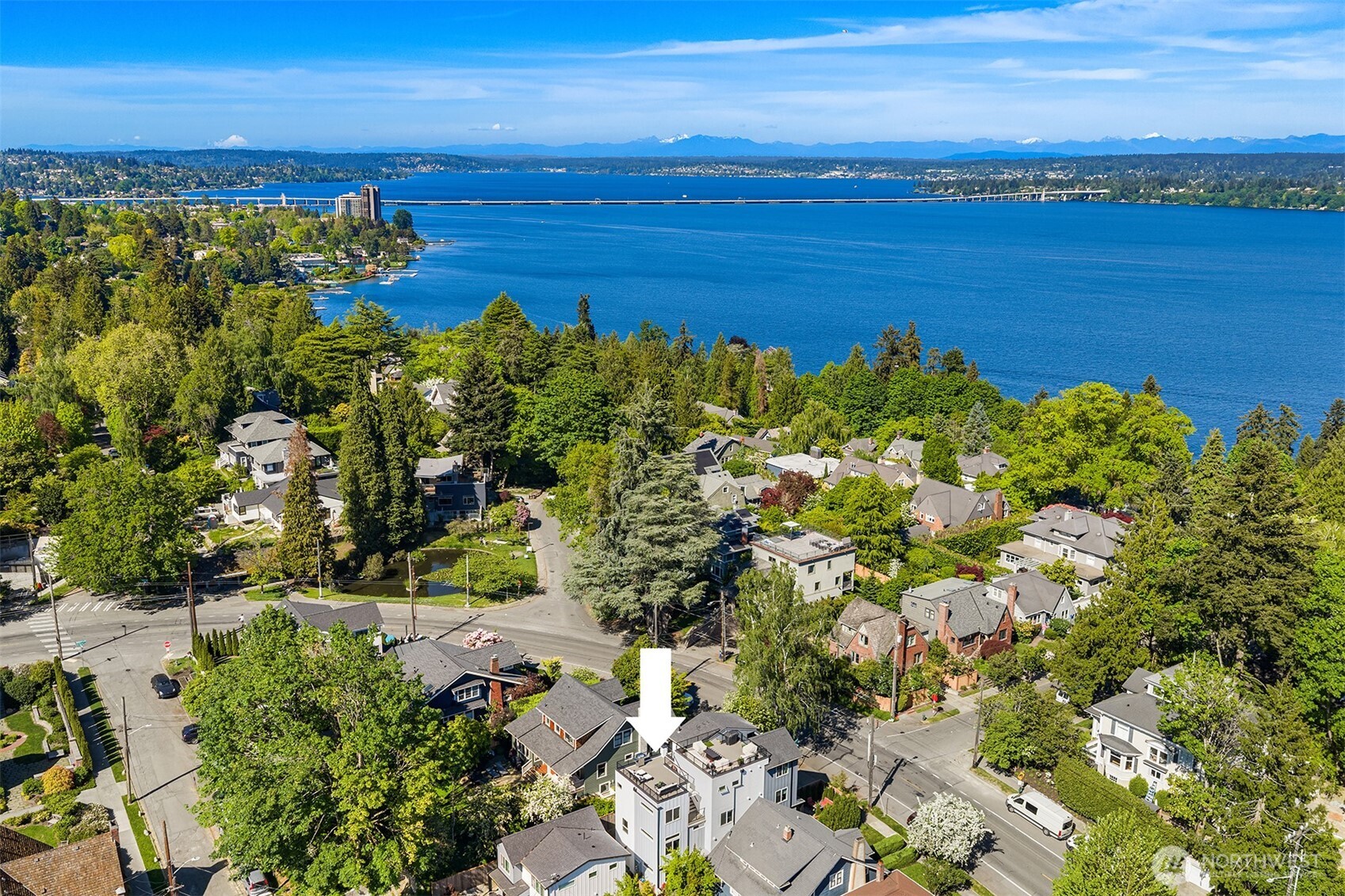 1802 38th Avenue Seattle WA 98122