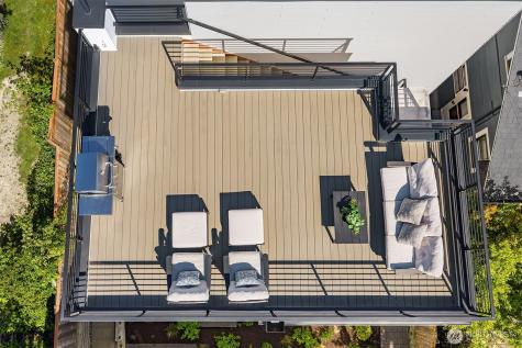 1802 38th Avenue Seattle WA 98122