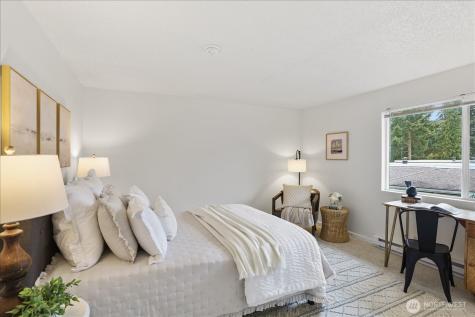 17110 NE 45th Street Redmond WA 98052