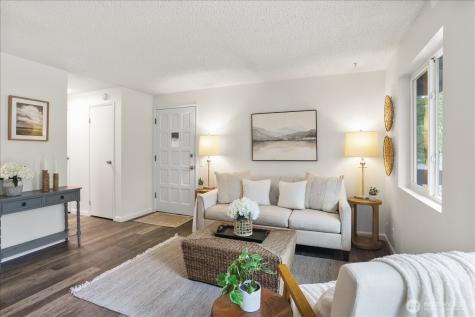 17110 NE 45th Street Redmond WA 98052