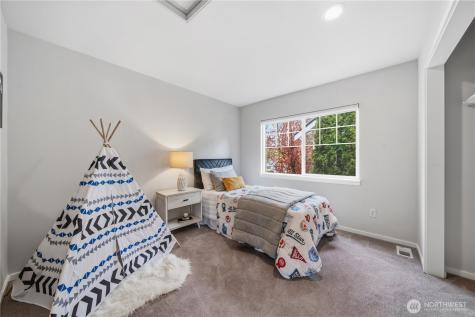 205 Newport Way NW Issaquah WA 98027