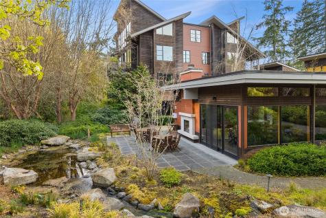 610 Vineyard Lane Bainbridge Island WA 98110