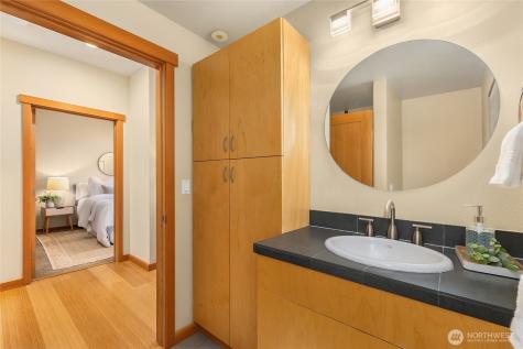 610 Vineyard Lane Bainbridge Island WA 98110