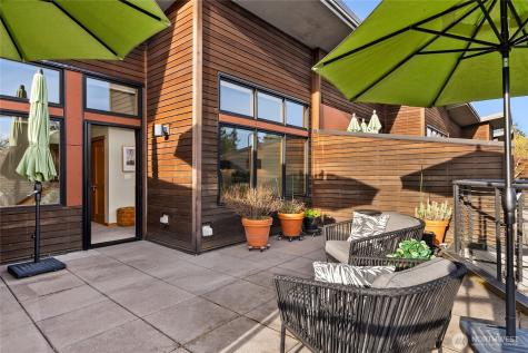 610 Vineyard Lane Bainbridge Island WA 98110
