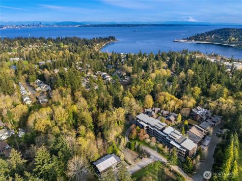610 Vineyard Lane Bainbridge Island WA 98110