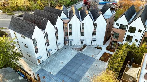 9746 Holman Road NW Seattle WA 98117