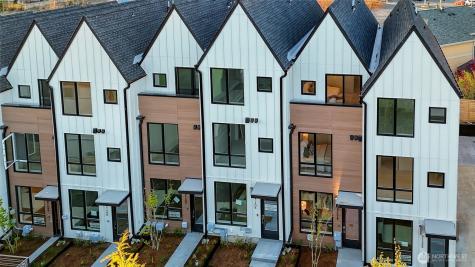 9746 Holman Road NW Seattle WA 98117
