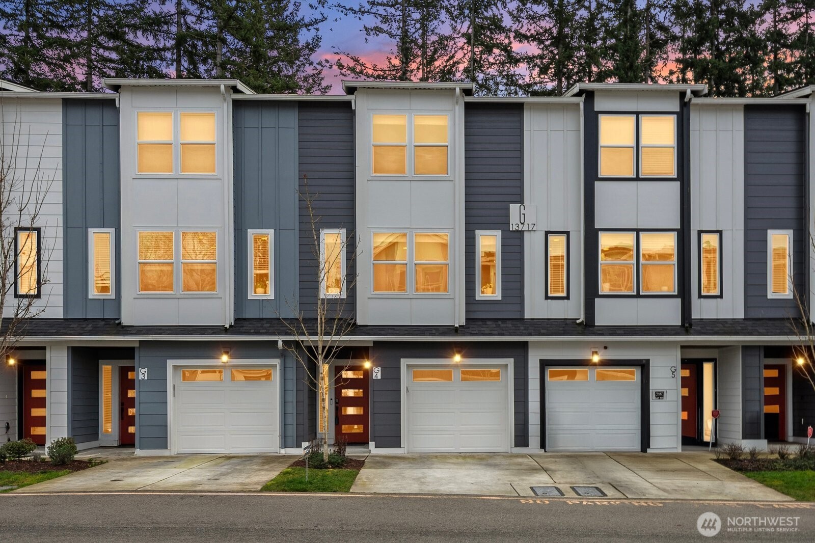13717 Admiralty Way Lynnwood WA 98087