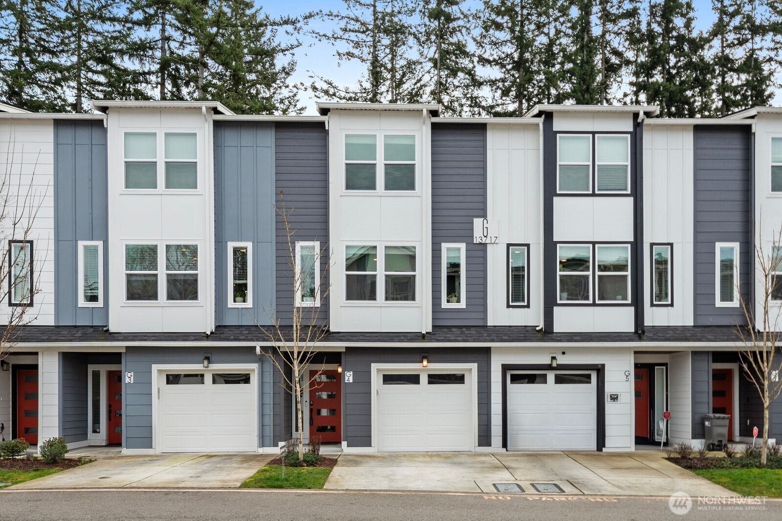 13717 Admiralty Way Lynnwood WA 98087