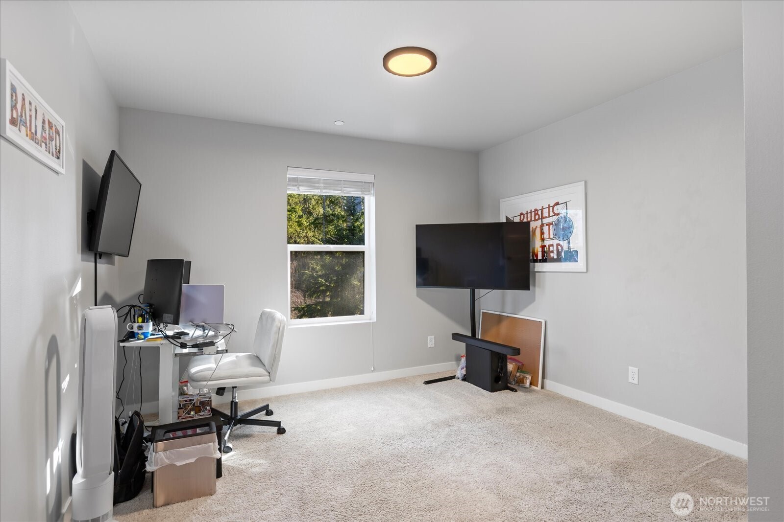13717 Admiralty Way Lynnwood WA 98087