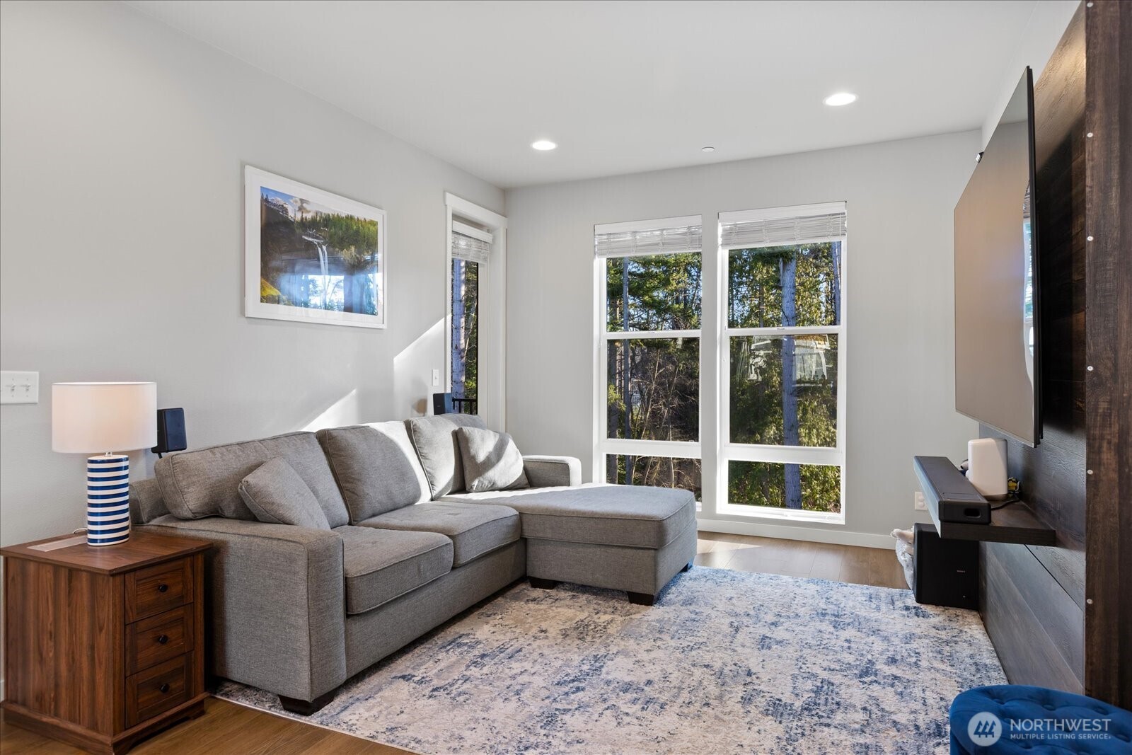 13717 Admiralty Way Lynnwood WA 98087