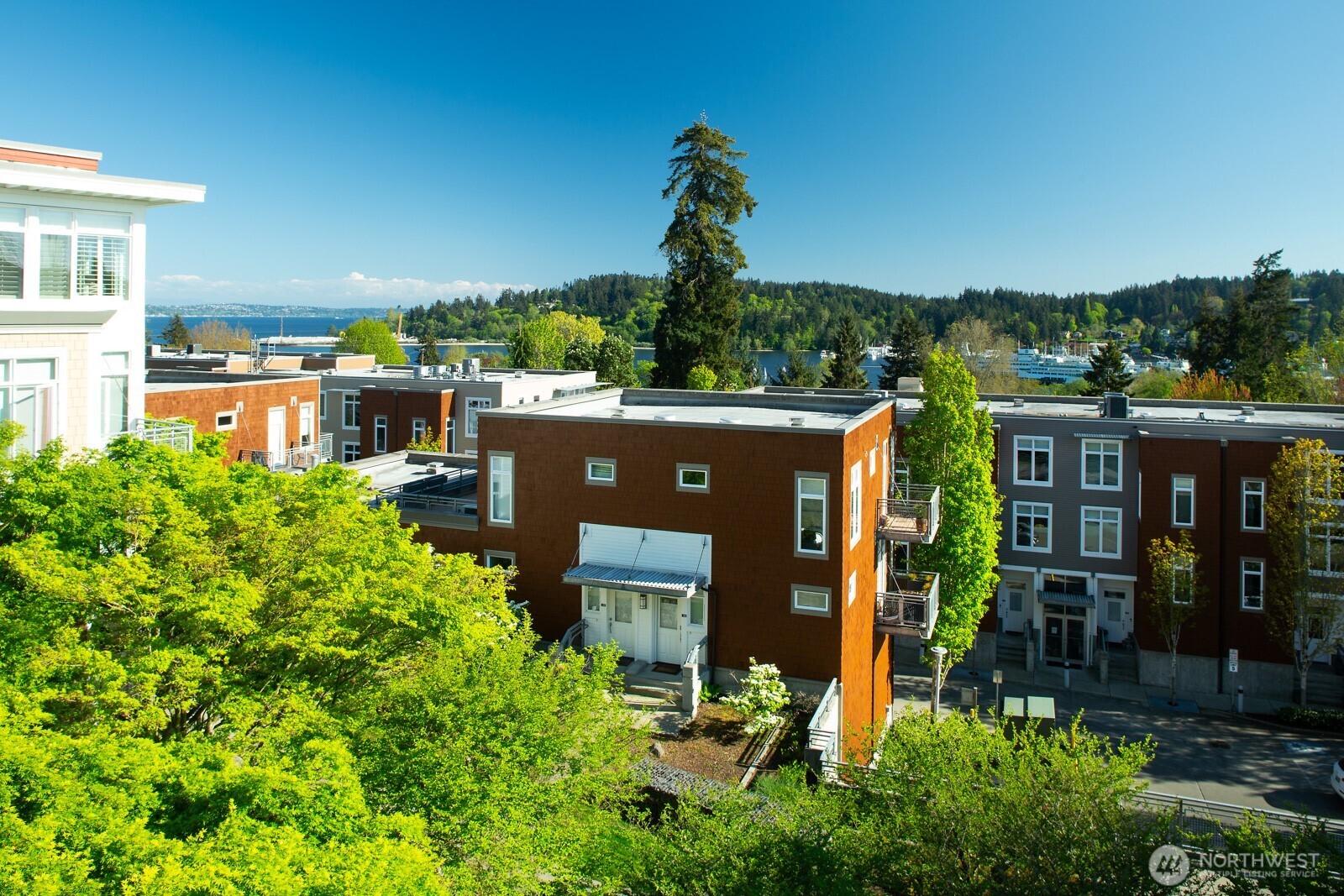 170 Harbor Sq Loop NE Bainbridge Island WA 98110