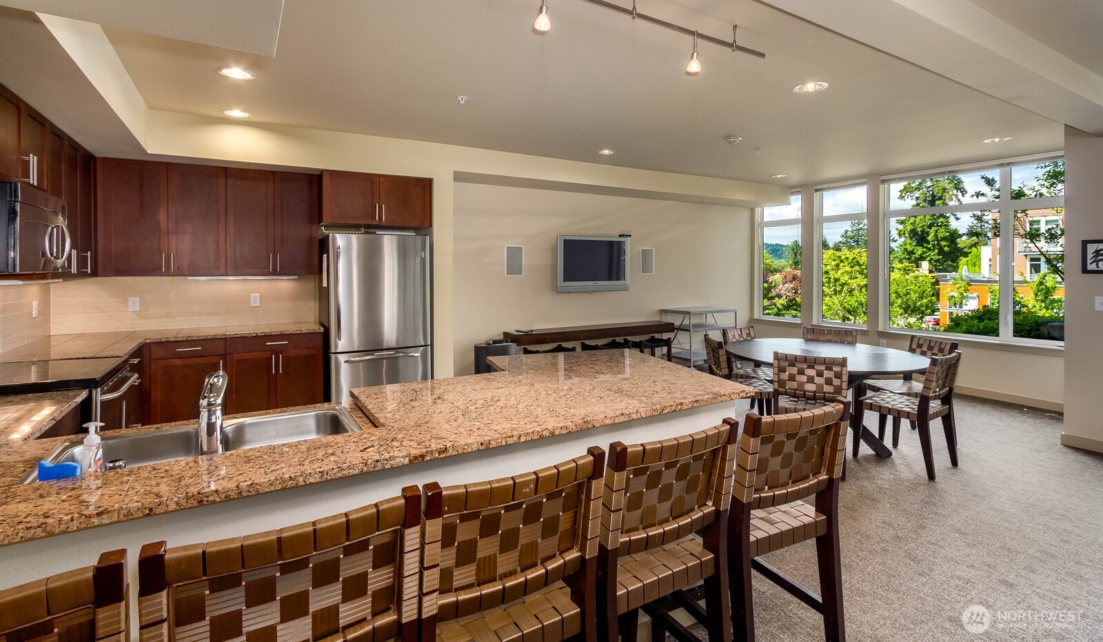170 Harbor Sq Loop NE Bainbridge Island WA 98110