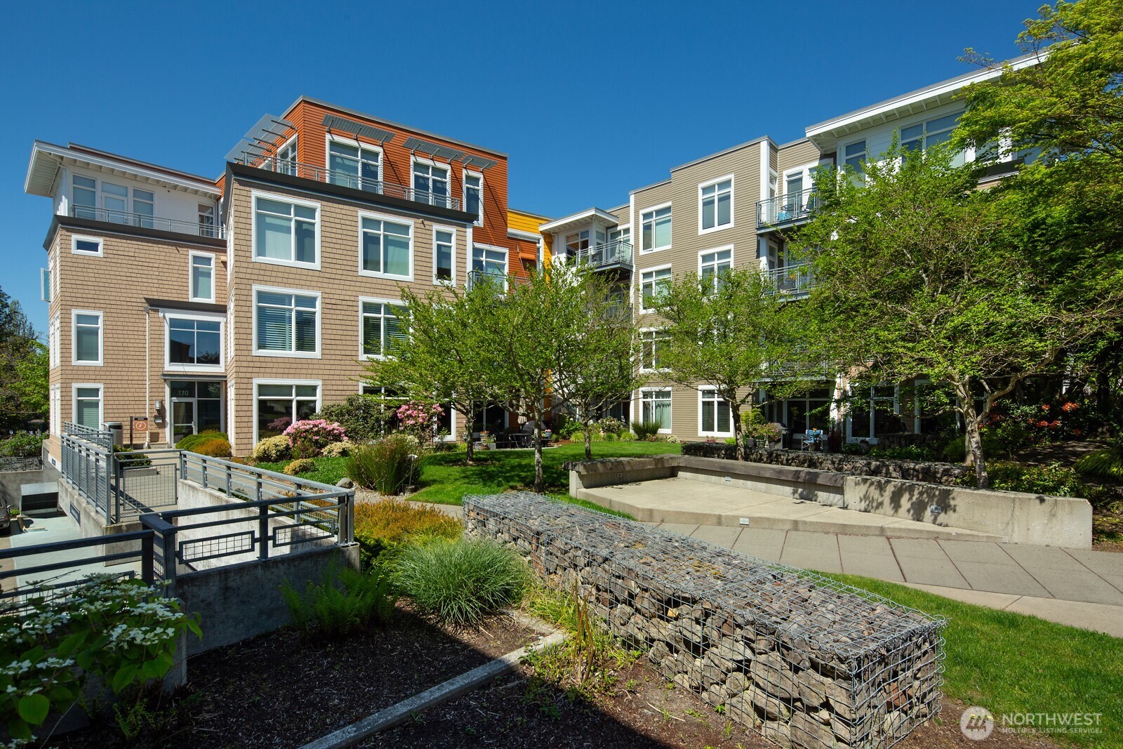 170 Harbor Sq Loop NE Bainbridge Island WA 98110