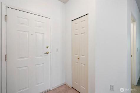 12712 Admiralty Way Everett WA 98204