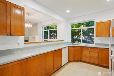 12712 Admiralty Way Everett WA 98204