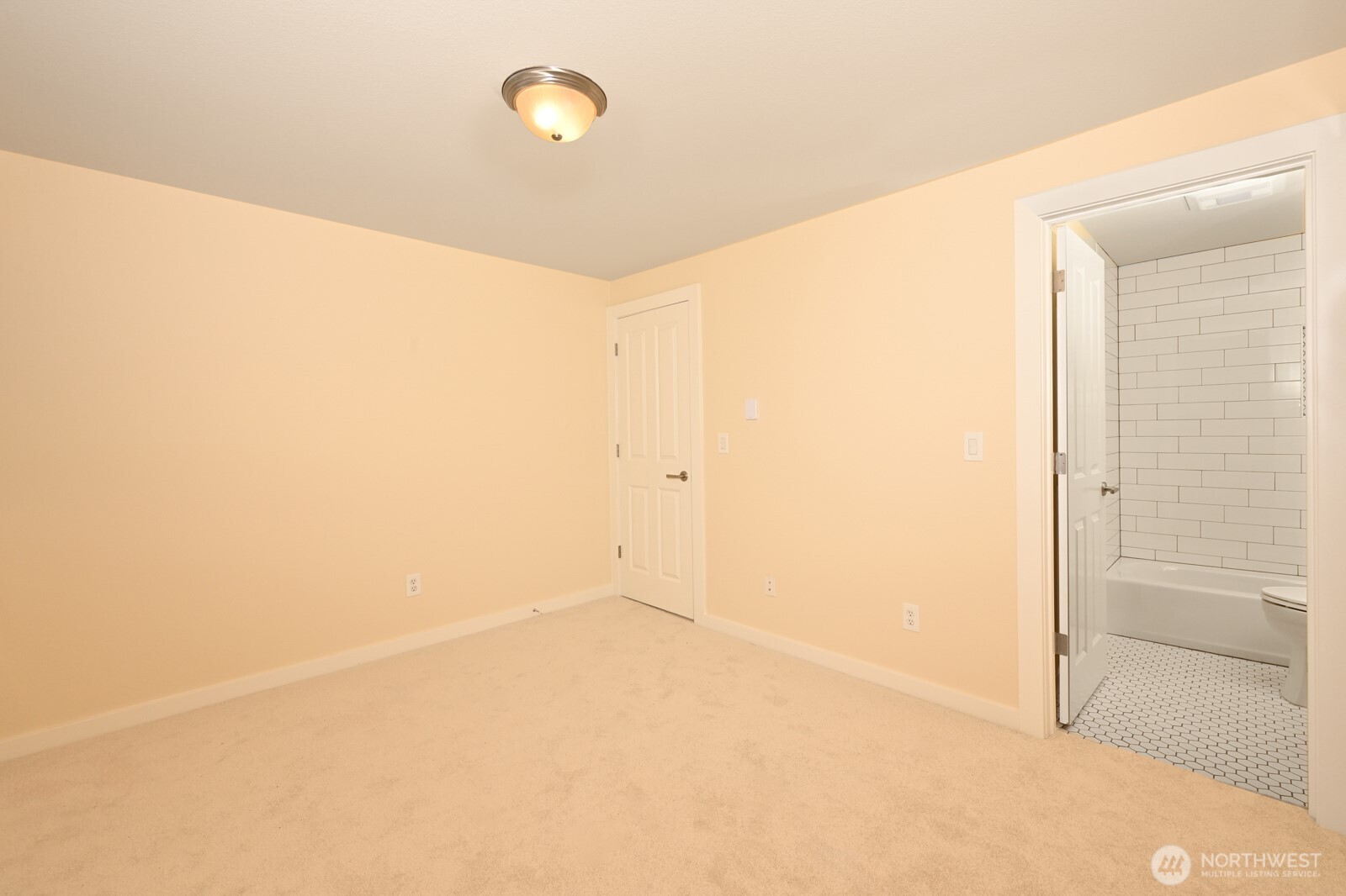301 W Raye Street Seattle WA 98119