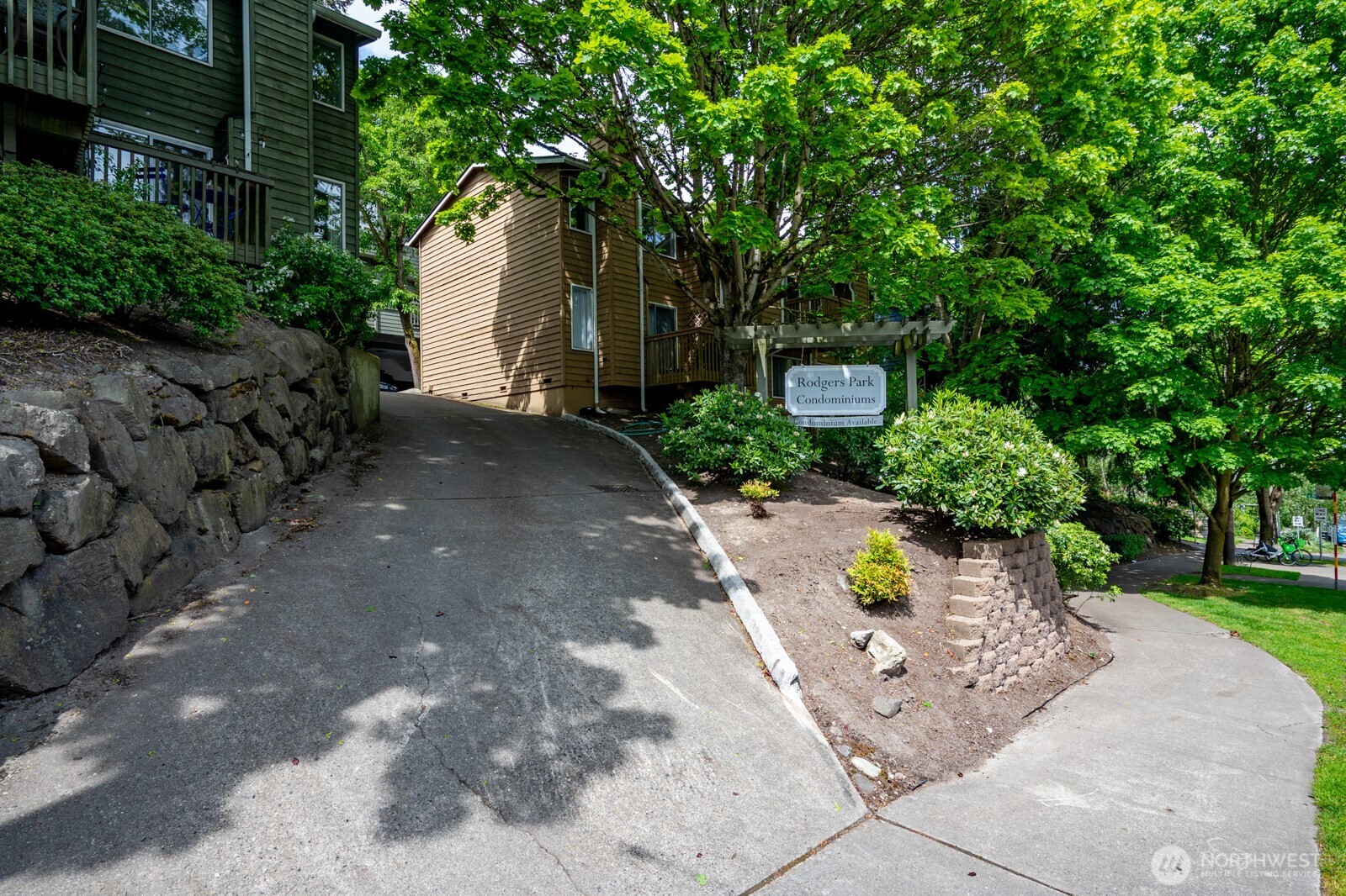301 W Raye Street Seattle WA 98119