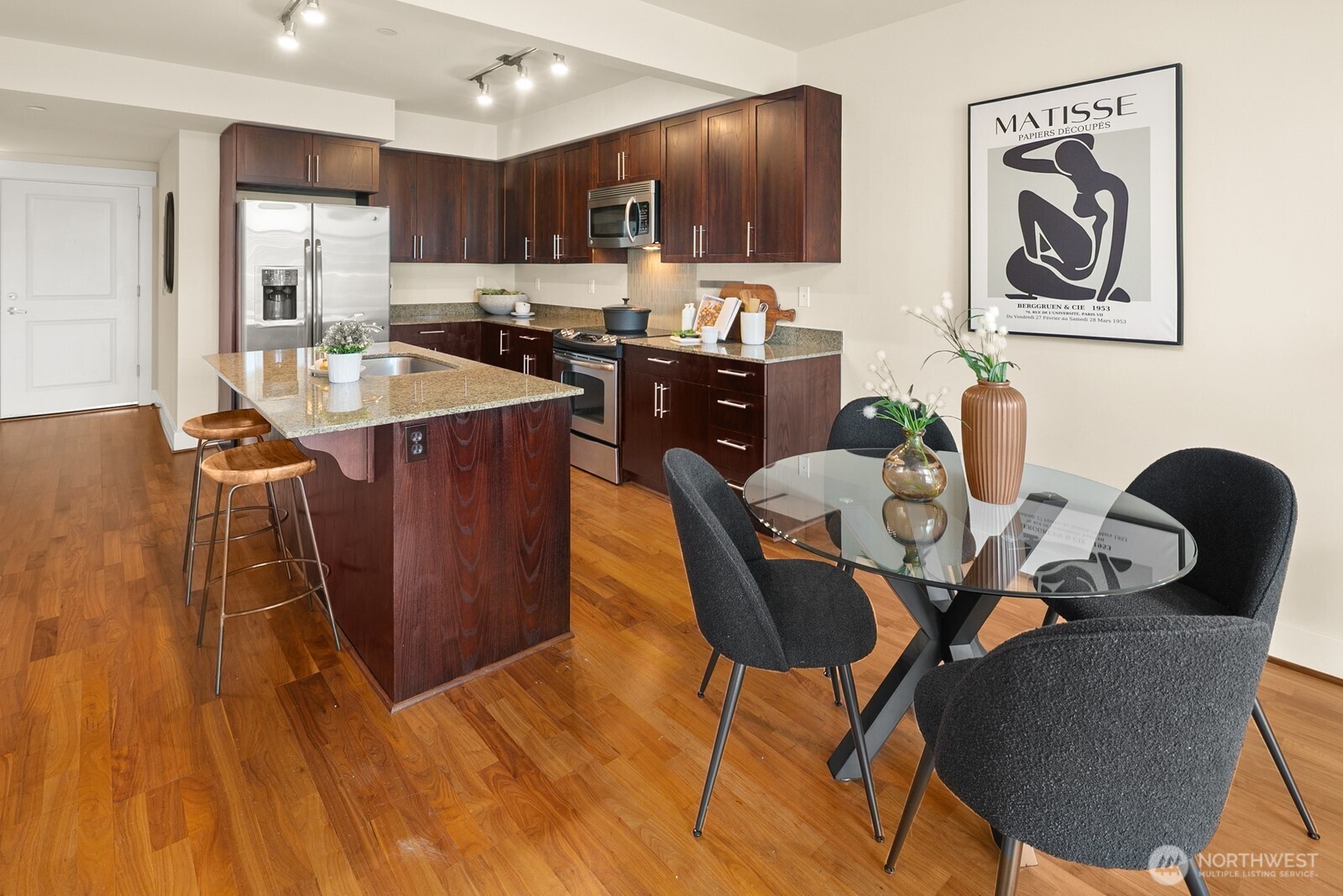 699 John Street Seattle WA 98109