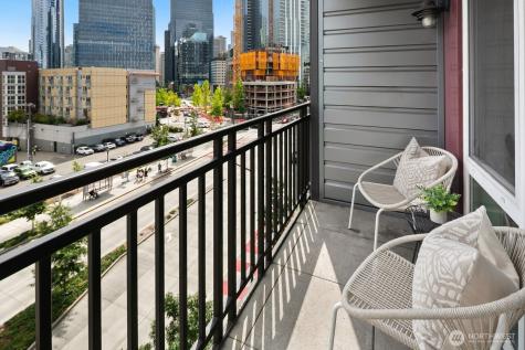 699 John Street Seattle WA 98109