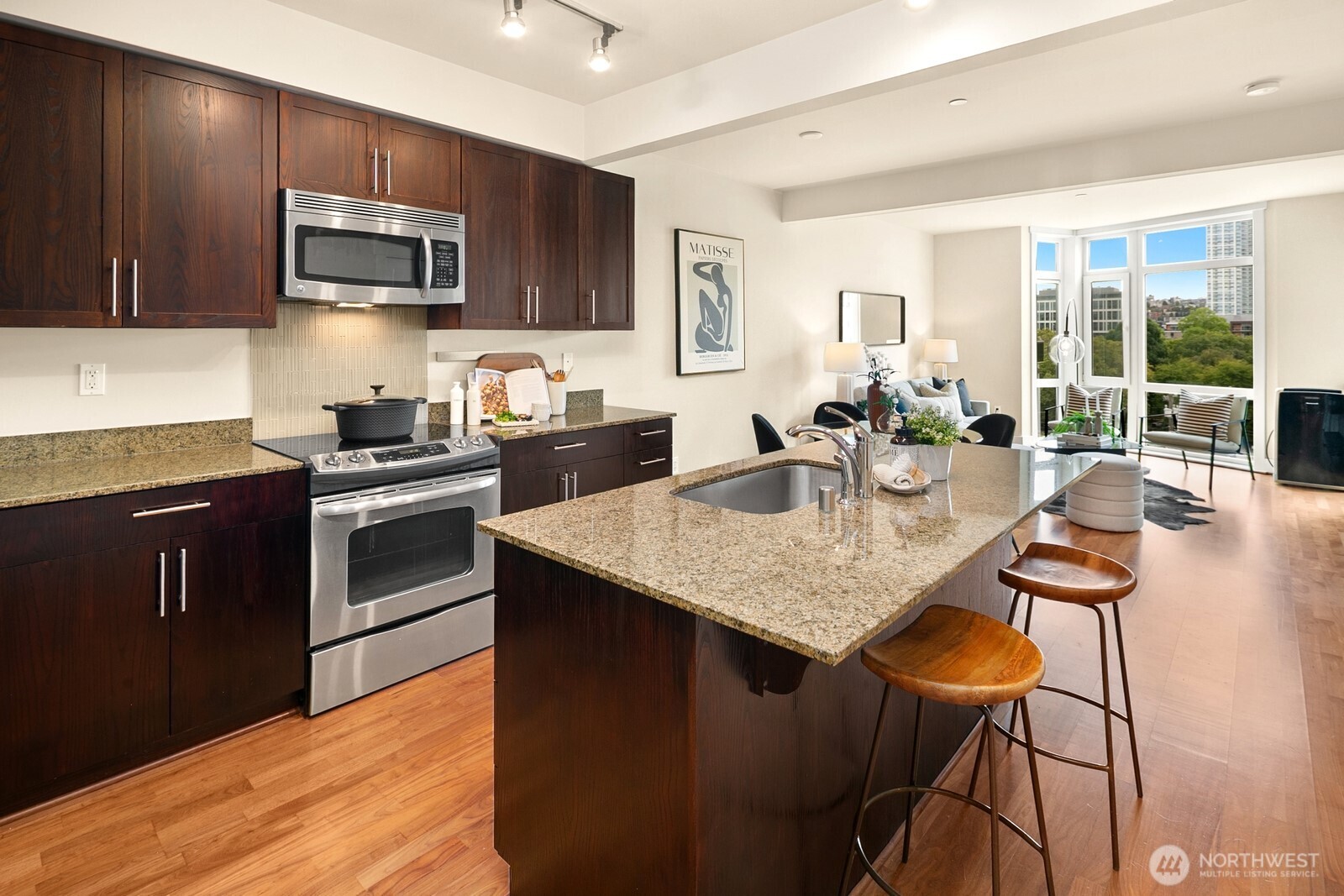 699 John Street Seattle WA 98109