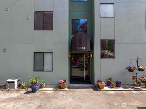 4000 24th Avenue W Seattle WA 98199