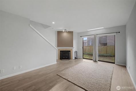 8013 NE 177th Court Kenmore WA 98028