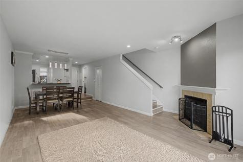 8013 NE 177th Court Kenmore WA 98028