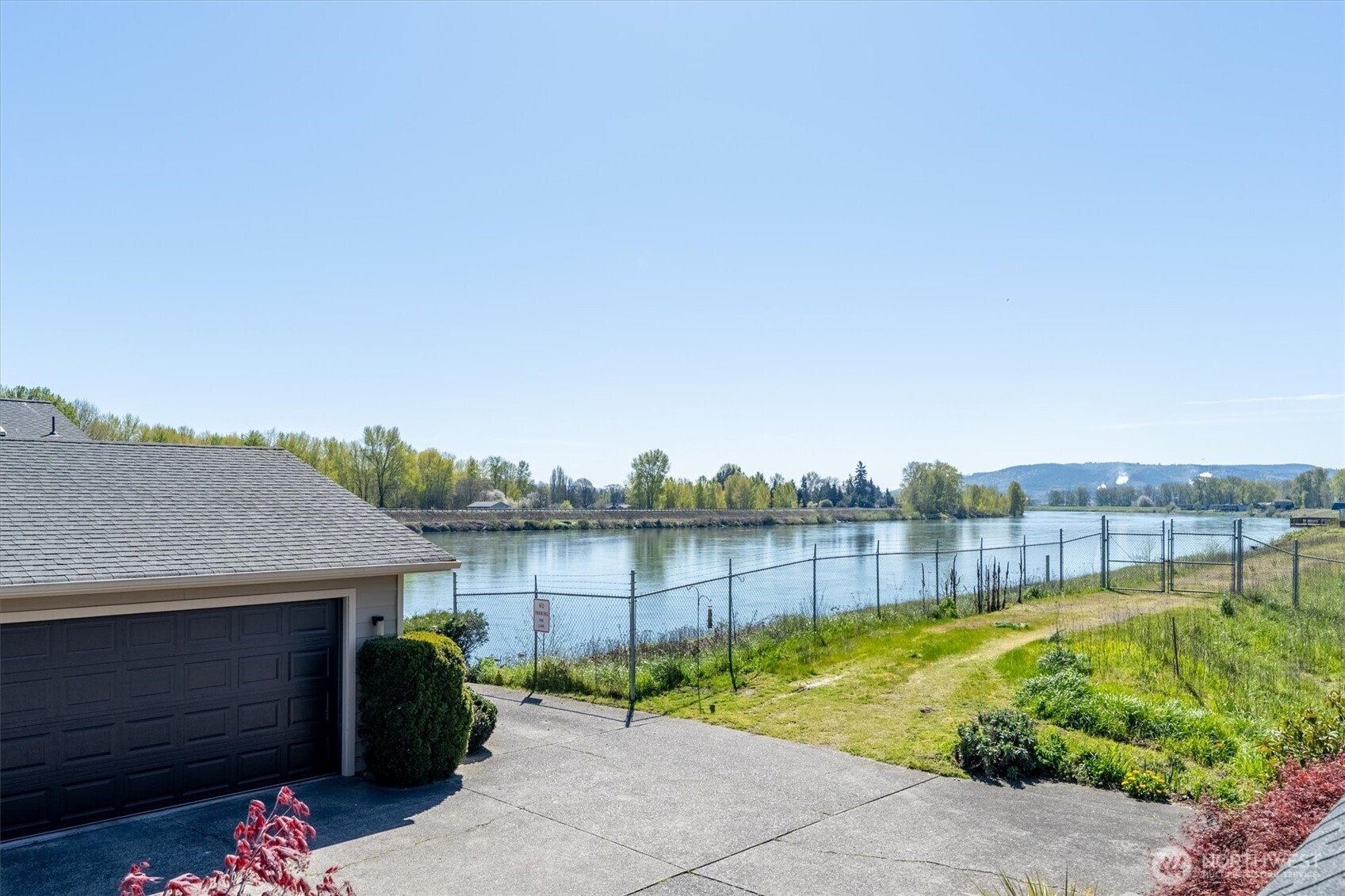 1310 River Road Longview WA 98632