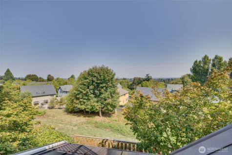 2960 SW Raymond Street Seattle WA 98126