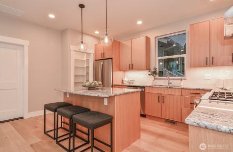 10202 44th Avenue SW Seattle WA 98146