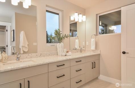 10202 44th Avenue SW Seattle WA 98146
