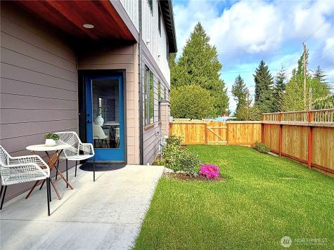 10202 44th Avenue SW Seattle WA 98146