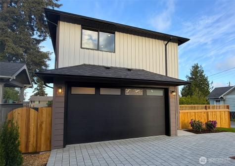 10202 44th Avenue SW Seattle WA 98146