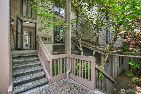 13730 15th Avenue NE Seattle WA 98125