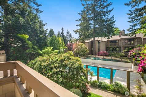 13730 15th Avenue NE Seattle WA 98125