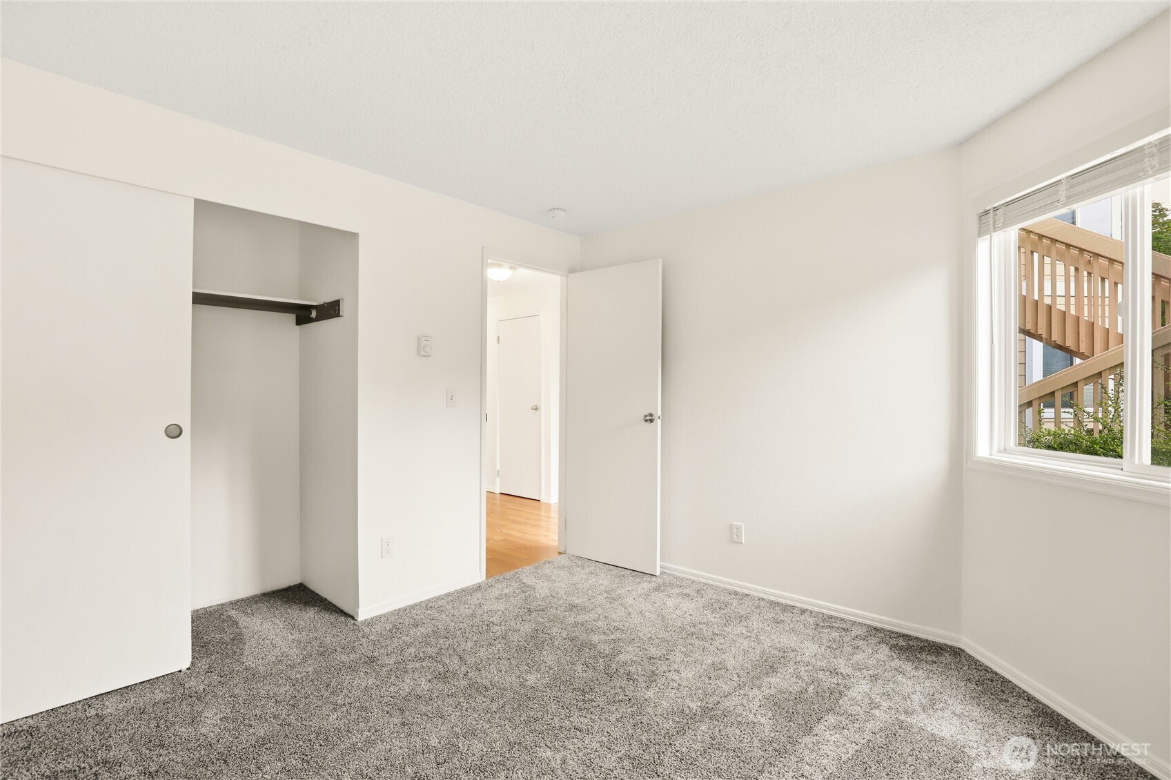19811 3rd Avenue NE Poulsbo WA 98370